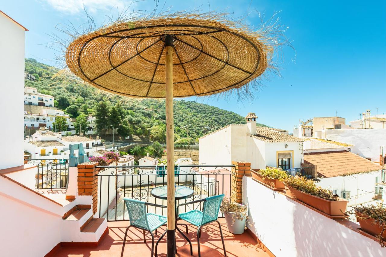 Casa De La Montana Apartments Sayalonga エクステリア 写真