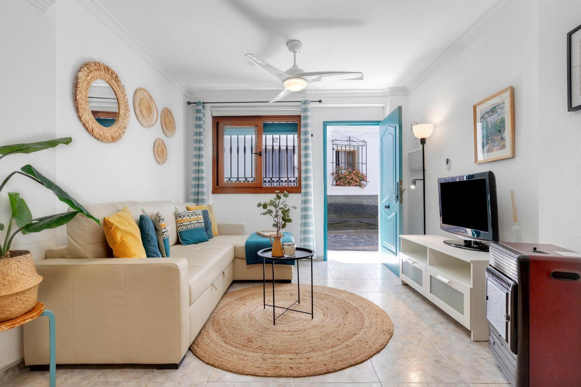Casa De La Montana Apartments Sayalonga エクステリア 写真