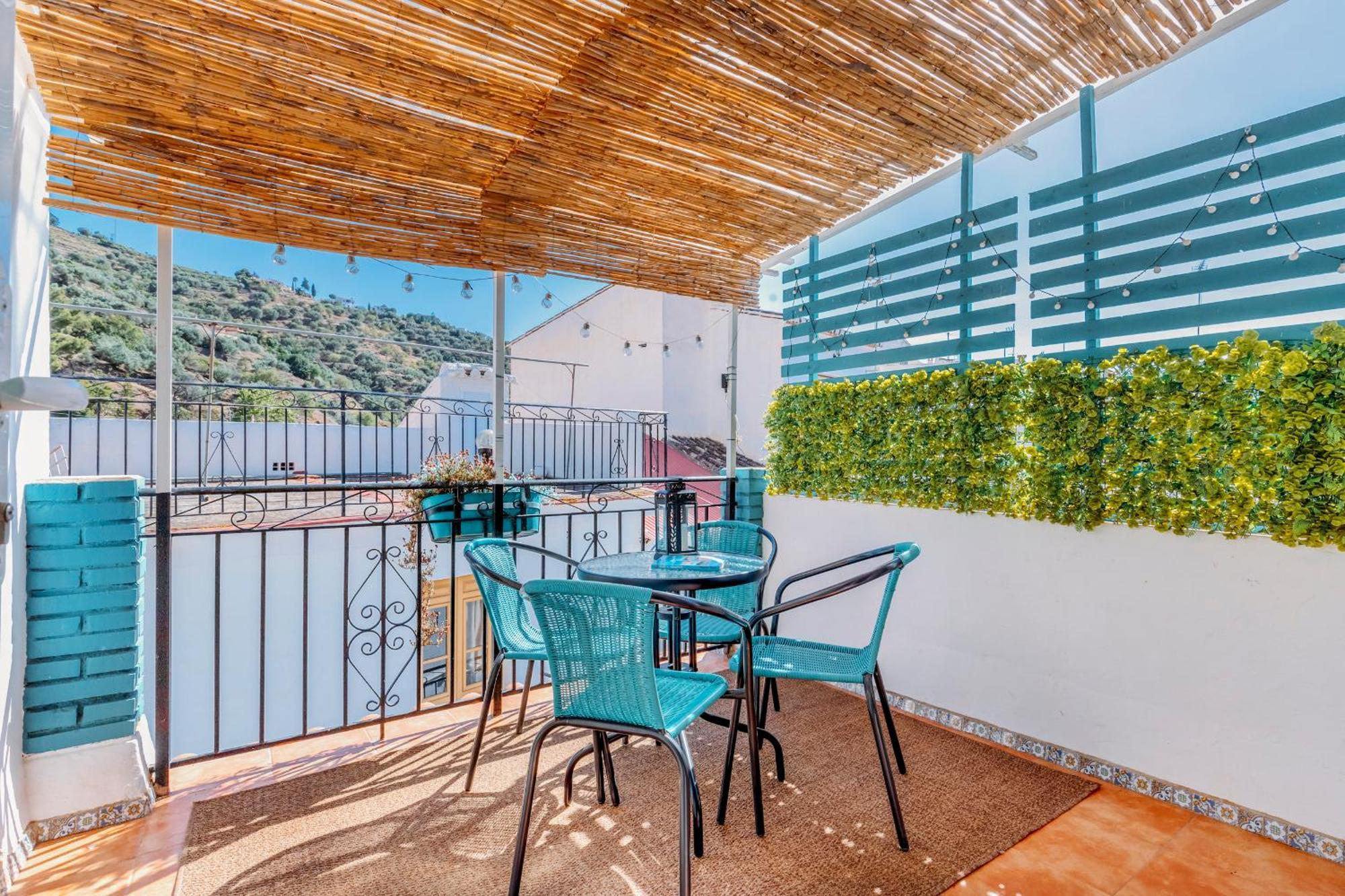 Casa De La Montana Apartments Sayalonga エクステリア 写真
