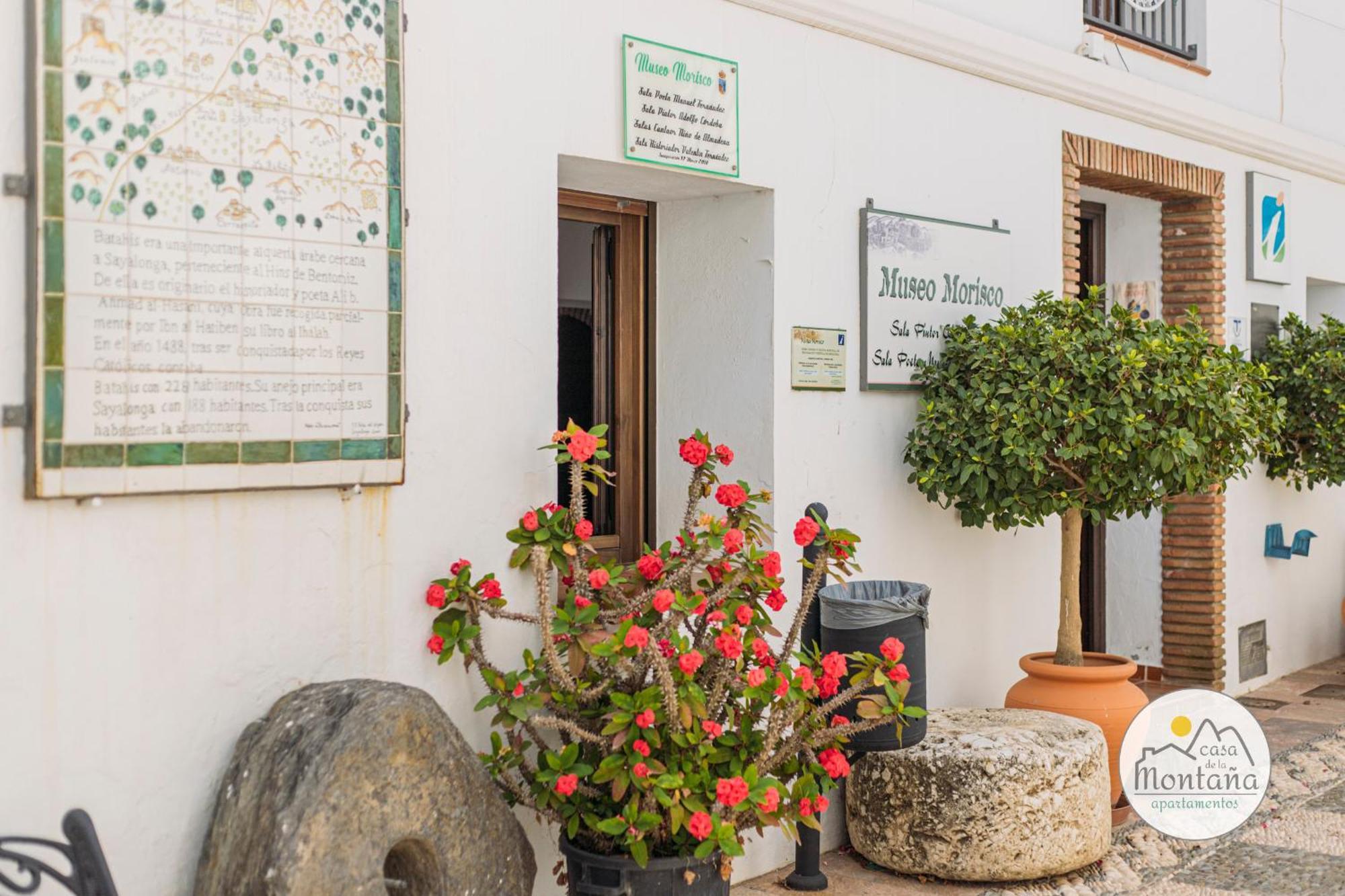 Casa De La Montana Apartments Sayalonga エクステリア 写真